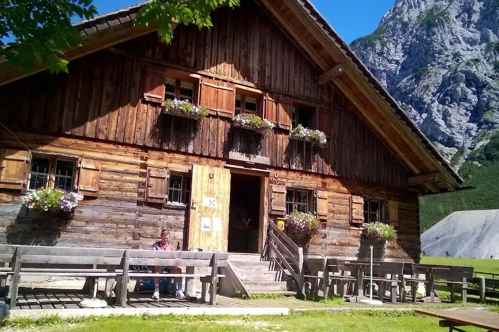 Herberge. 46 Garmisch-Partenkirchen